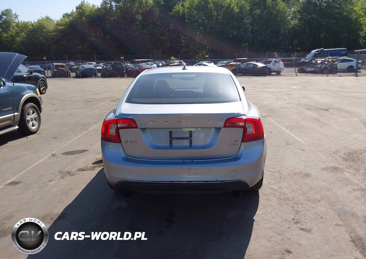 2013 Volvo S60 T5 VIN:YV1612FH7D1228474 - 6