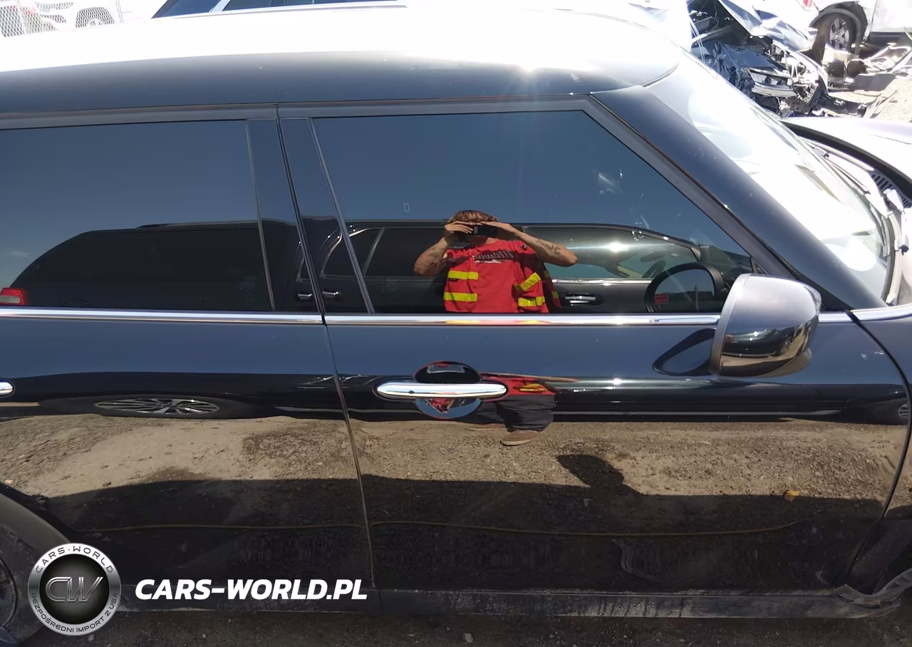 2020 Mini Clubman Cooper S VIN:WMWLV7C06L2M67481 - 13