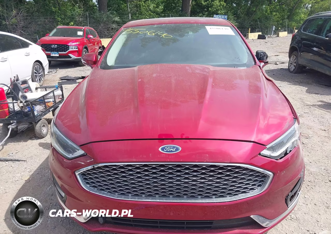 2019 Ford Fusion Hybrid Titanium VIN:3FA6P0RU0KR227421 - 13