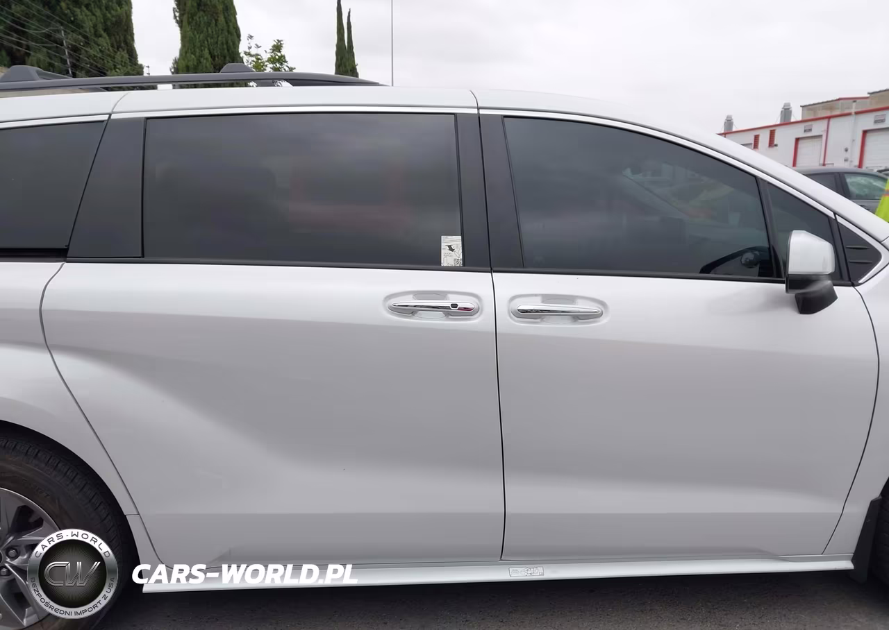 2024 Toyota Sienna Xle VIN:5TDYRKEC3RS181113 - 14