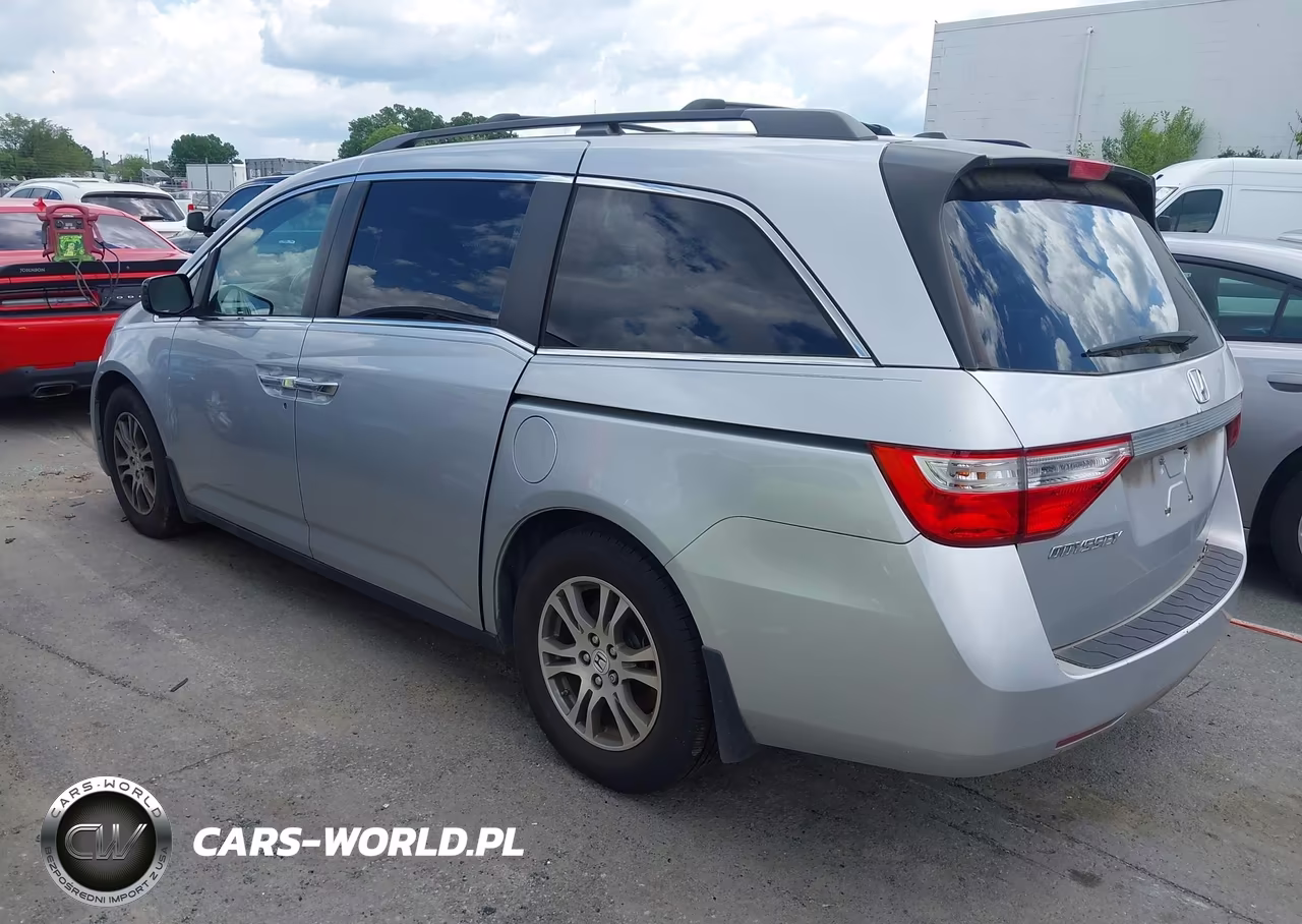 2013 Honda Odyssey Ex-L VIN:5FNRL5H63DB084164 - 3