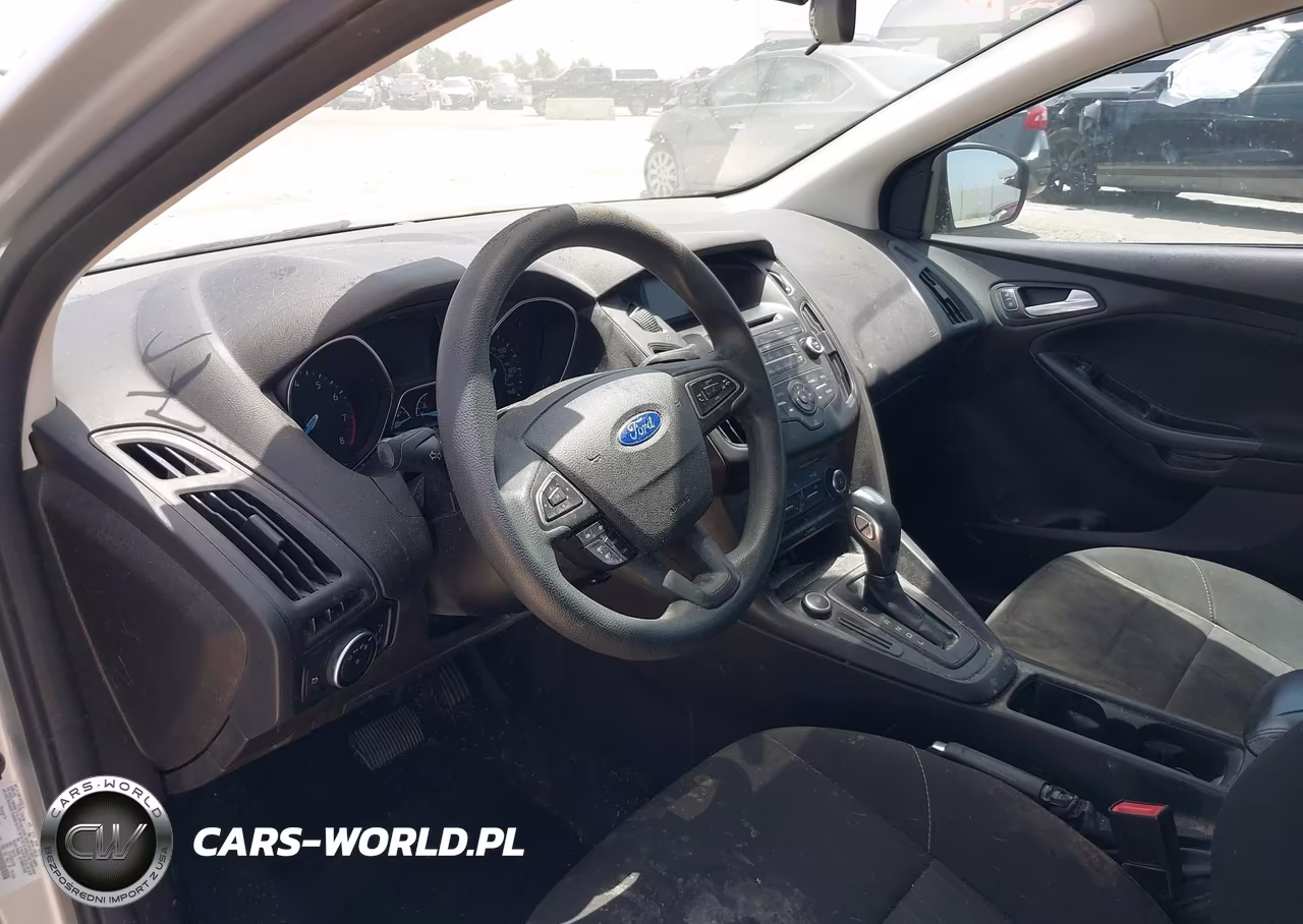 2016 Ford Focus Se VIN:1FADP3F2XGL281438 - 14
