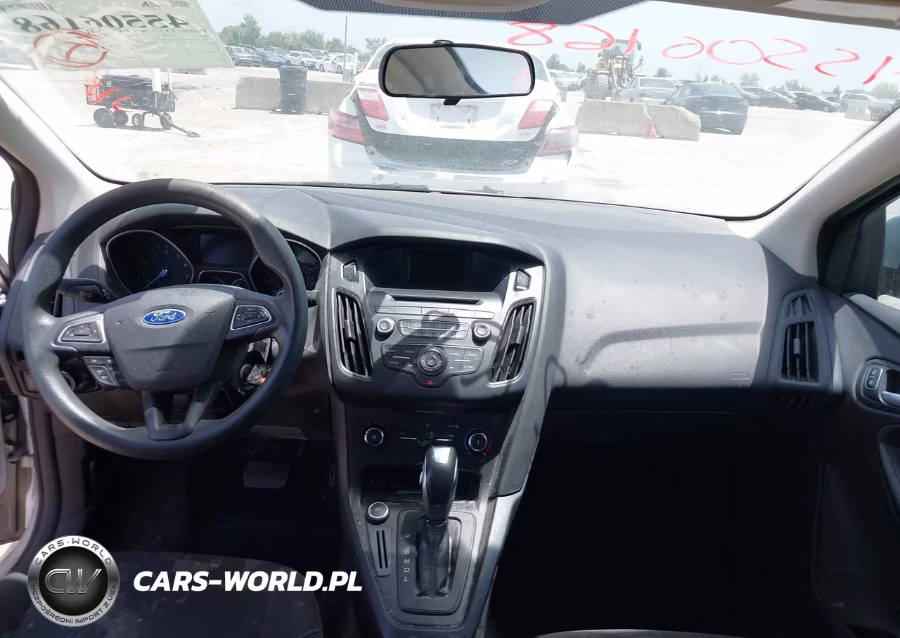 2016 Ford Focus Se VIN:1FADP3F2XGL281438 - 15