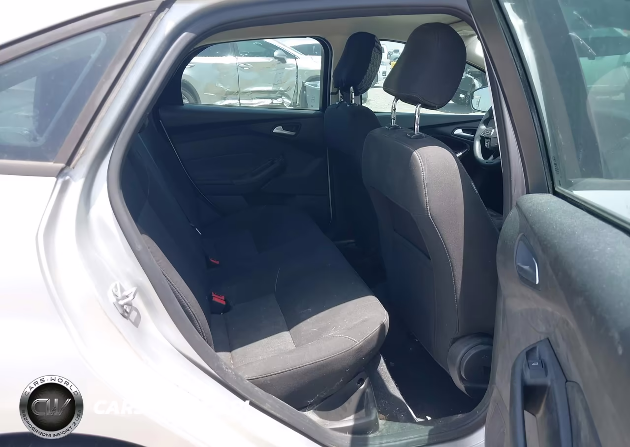 2016 Ford Focus Se VIN:1FADP3F2XGL281438 - 8