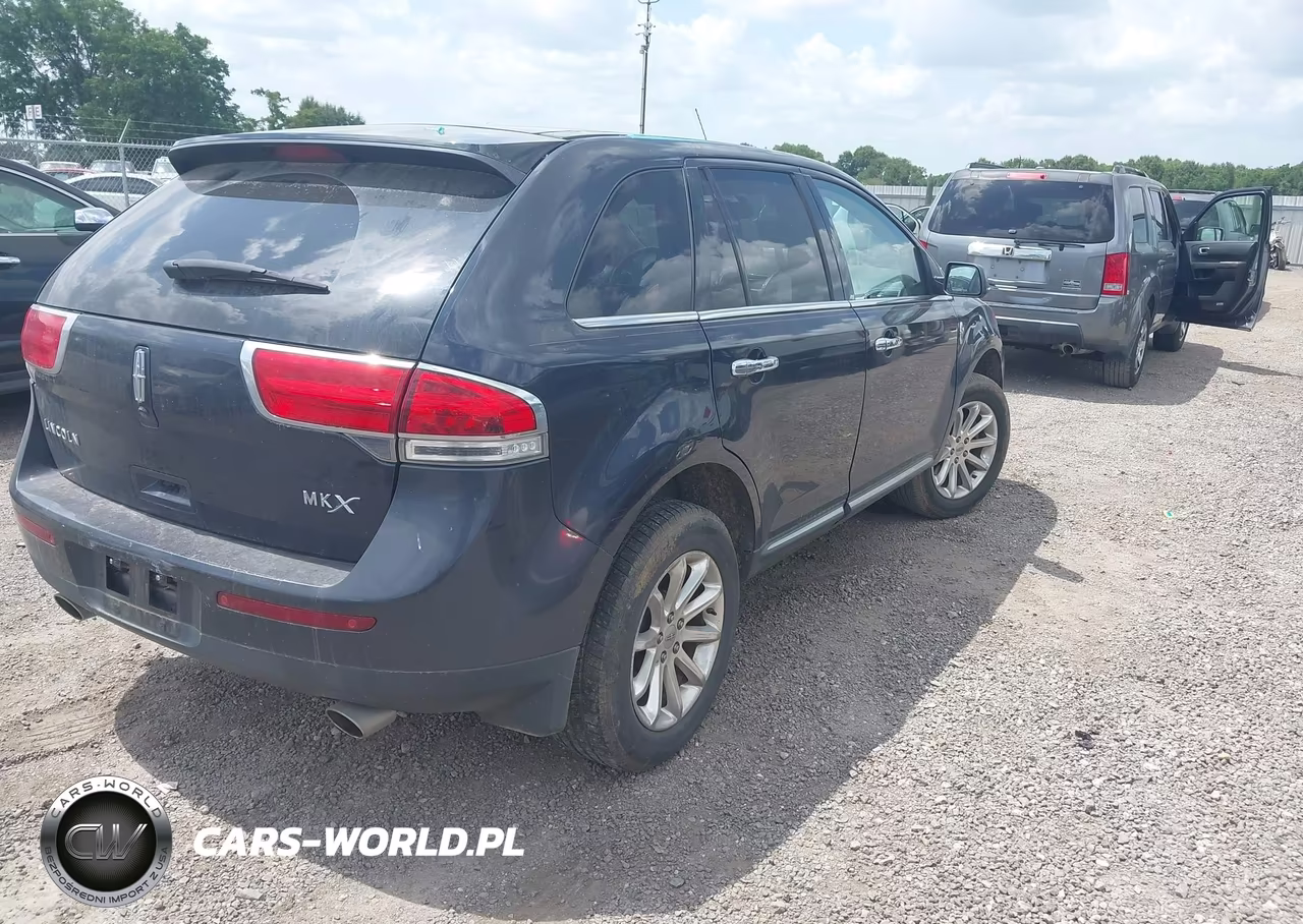 2013 Lincoln Mkx VIN:2LMDJ6JKXDBL44408 - 4