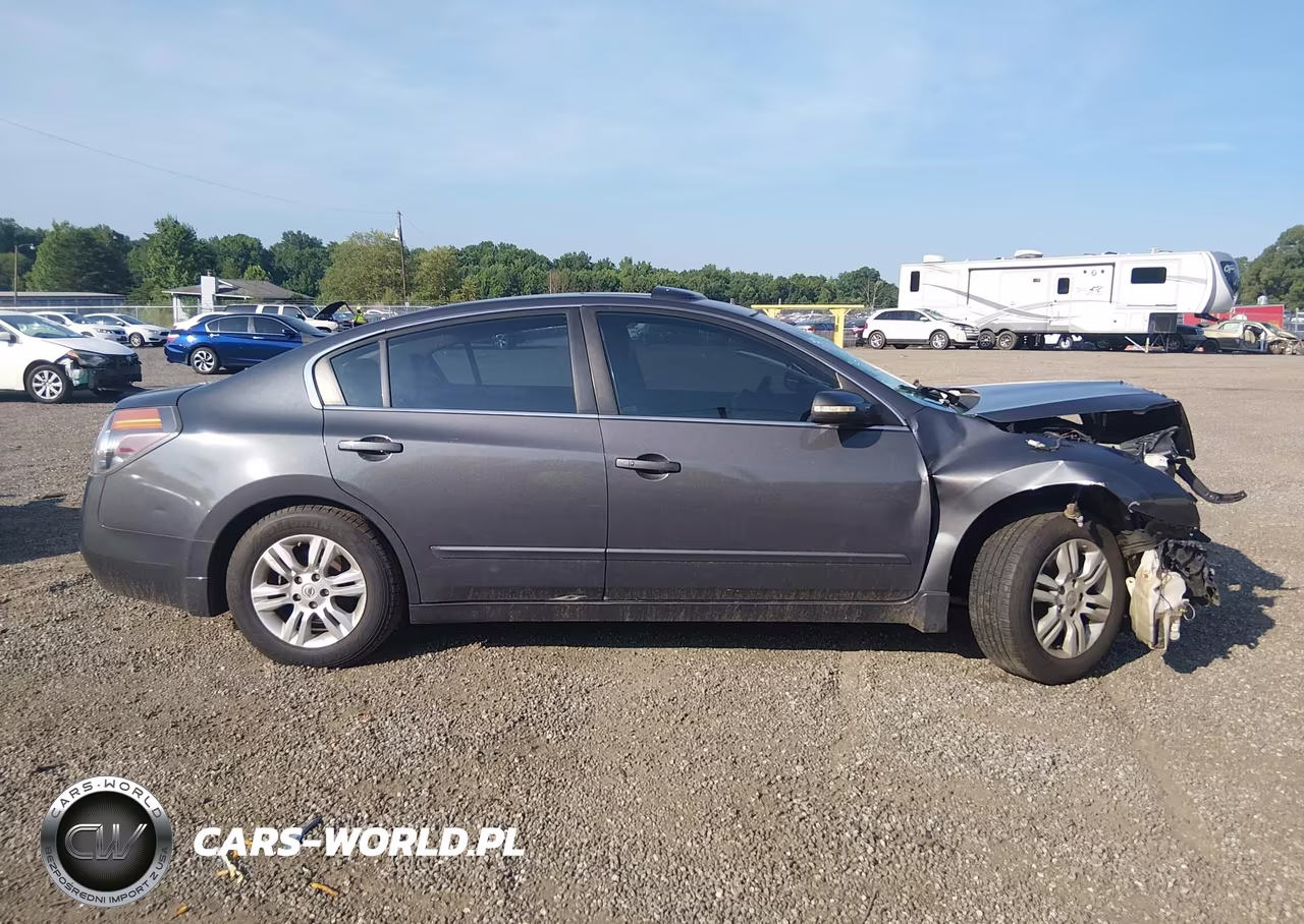 2011 Nissan Altima 2.5 S VIN:1N4AL2AP0BN404205 - 14