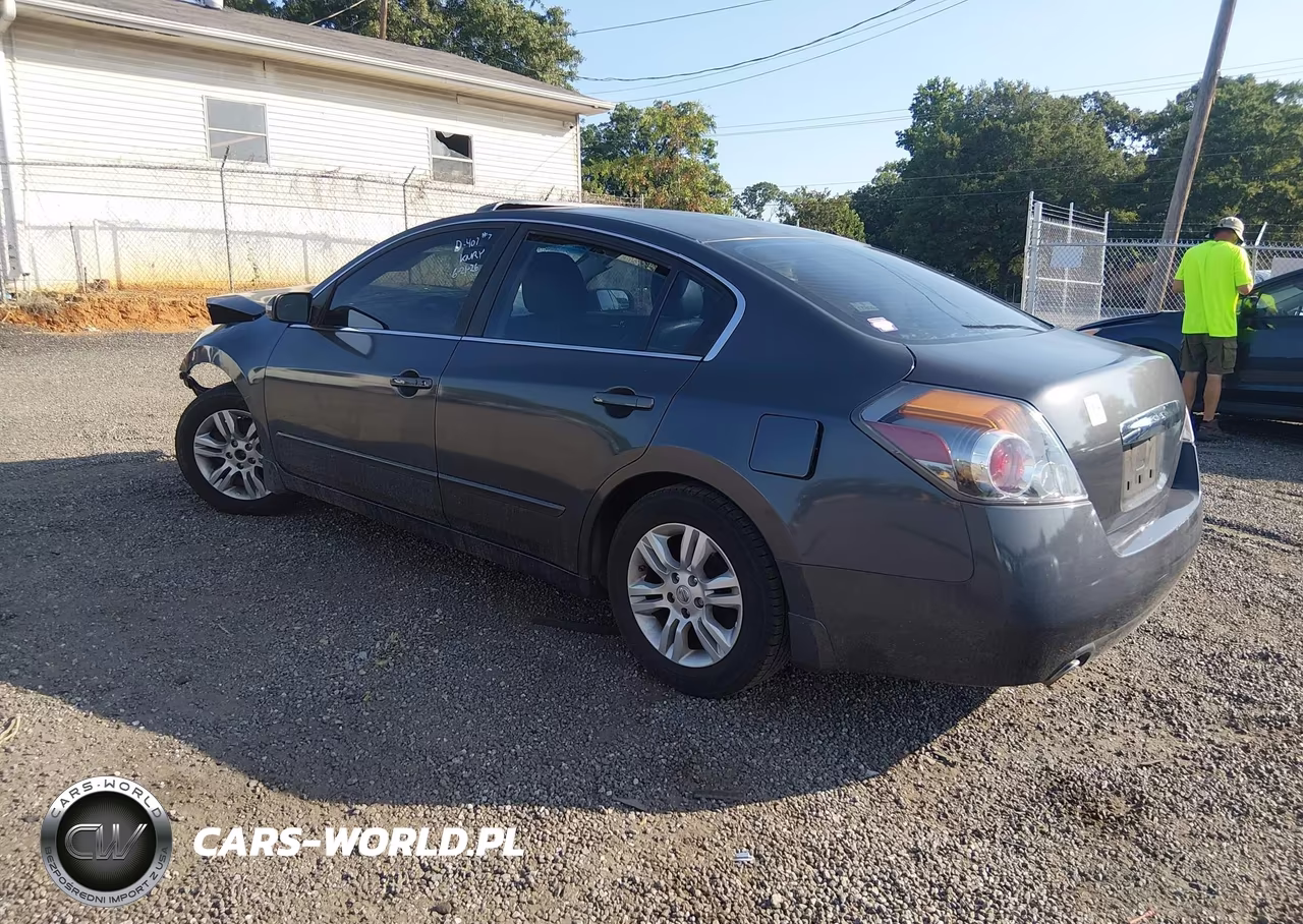 2011 Nissan Altima 2.5 S VIN:1N4AL2AP0BN404205 - 3
