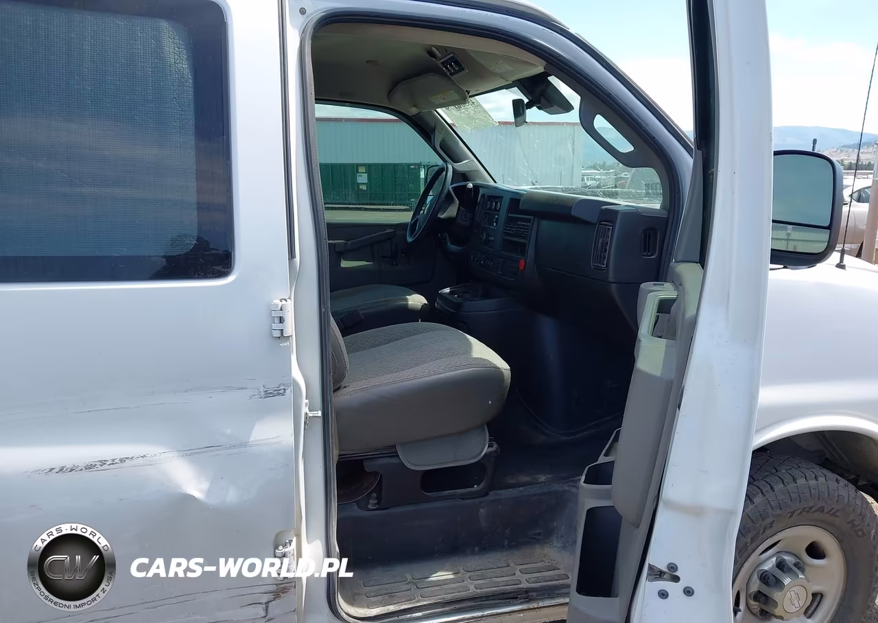 2019 Chevrolet Express 3500 Lt VIN:1GAZGPFG4K1204287 - 5