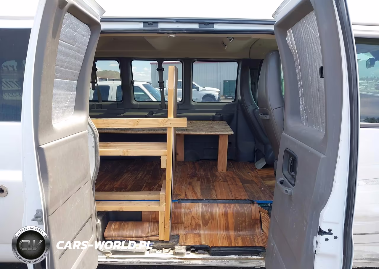 2019 Chevrolet Express 3500 Lt VIN:1GAZGPFG4K1204287 - 8