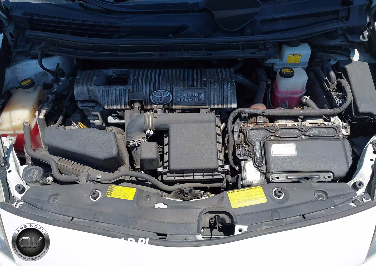 2013 Toyota Prius Plug-In VIN:JTDKN3DP5D3043806 - 10