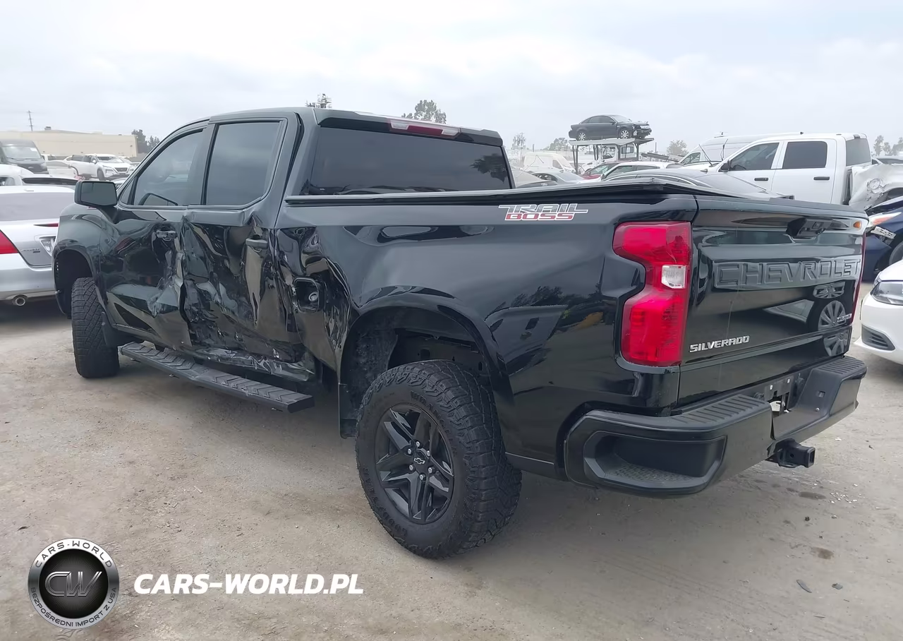 2024 Chevrolet Silverado 1500 4Wd Standard Bed Custom Trail Boss VIN:3GCPDCEK3RG416292 - 3