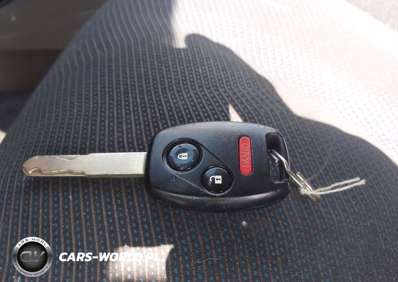 2011 Honda Fit Sport VIN:JHMGE8G56BC017546 - 11