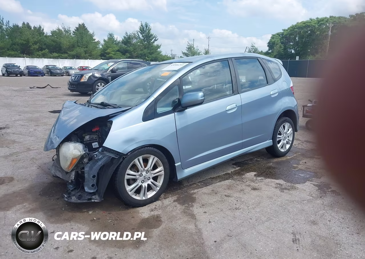 2011 Honda Fit Sport VIN:JHMGE8G56BC017546 - 2