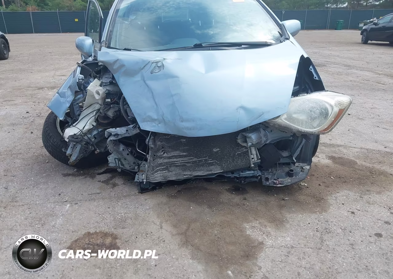 2011 Honda Fit Sport VIN:JHMGE8G56BC017546 - 6