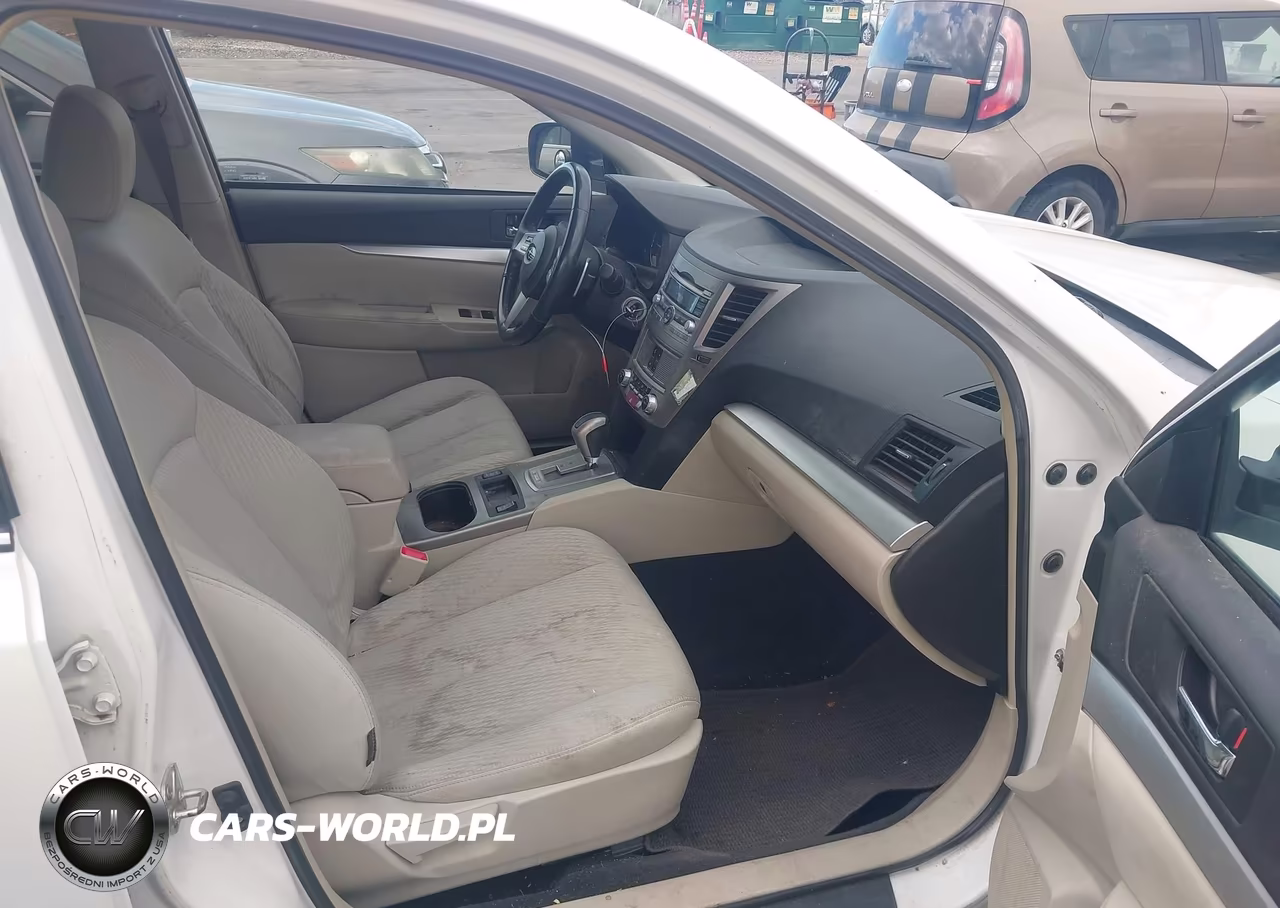 2011 Subaru Outback 2.5I Premium VIN:4S4BRBGC8B3336938 - 5