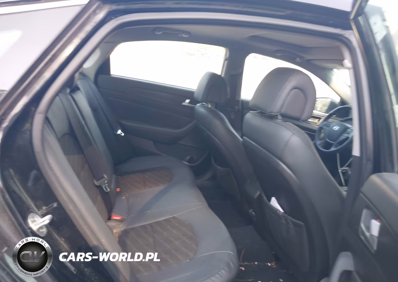 2017 Hyundai Sonata Sport VIN:5NPE34AF9HH572139 - 8
