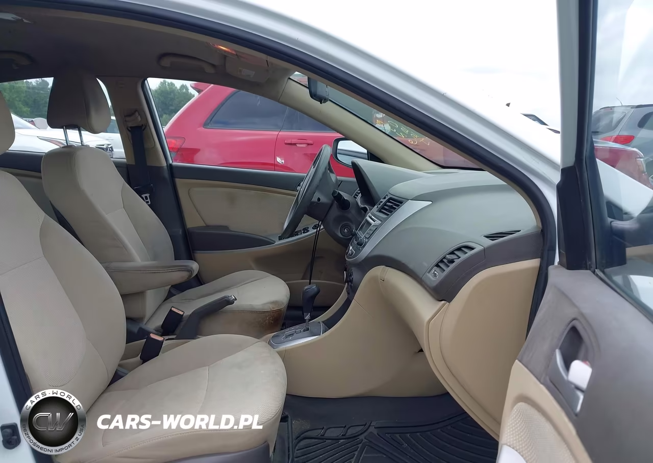 2013 Hyundai Accent Gls VIN:KMHCT4AE7DU564342 - 5