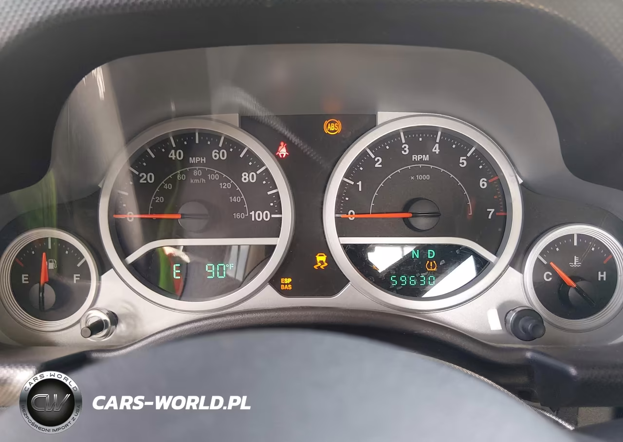 2009 Jeep Wrangler Sahara VIN:1J4FA54129L722440 - 7