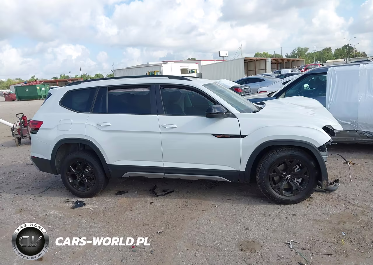 2026 Volkswagen Atlas Peak Edition VIN:1V2CN2CA2TC545083 - 14