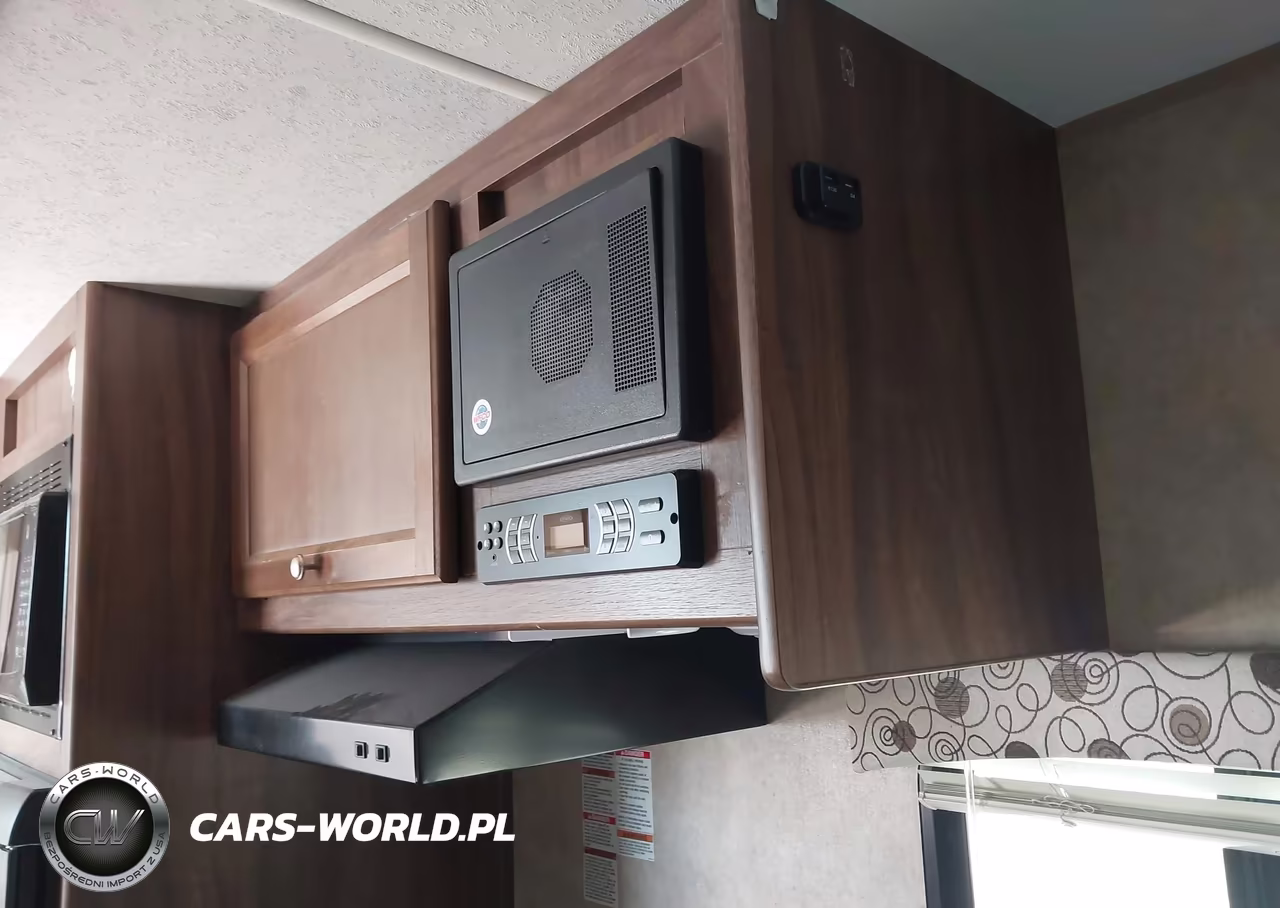 2018 Coachmen Other VIN:5ZT2CWFC6JJ116480 - 7