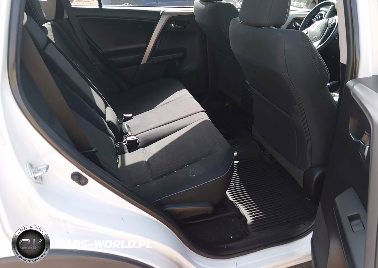 2018 Toyota Rav4 Xle VIN:2T3WFREV6JW471701 - 8