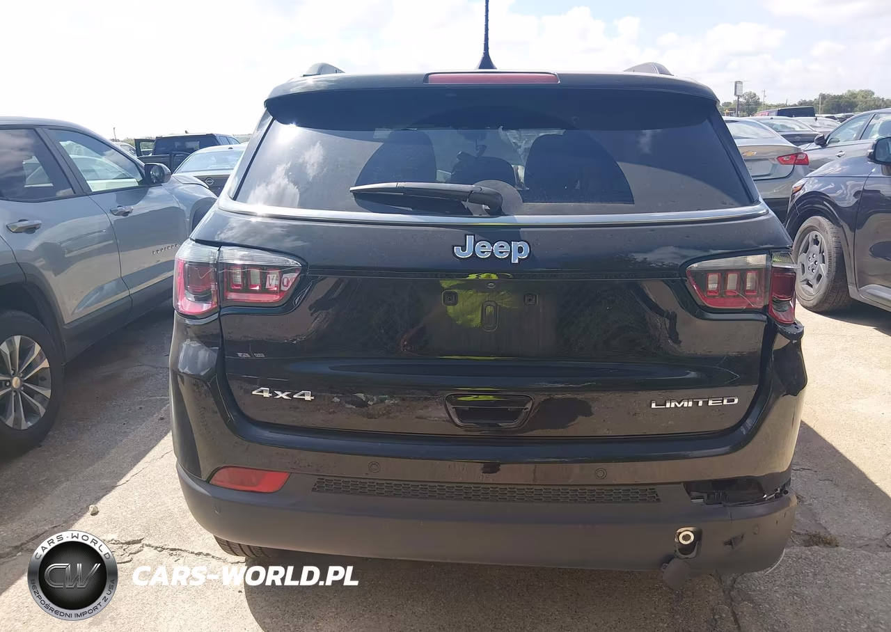 2025 Jeep Compass Limited 4X4 VIN:3C4NJDCNXST548255 - 16