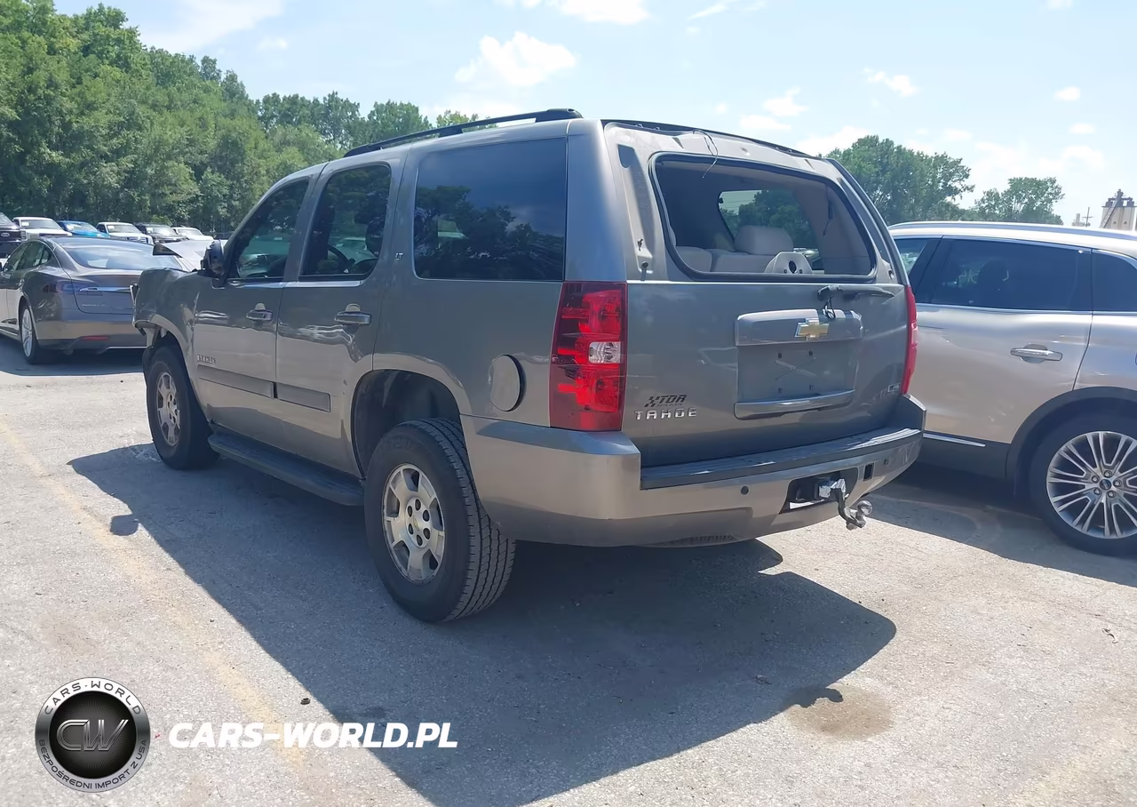 2007 Chevrolet Tahoe Lt VIN:1GNFK130X7R246069 - 3