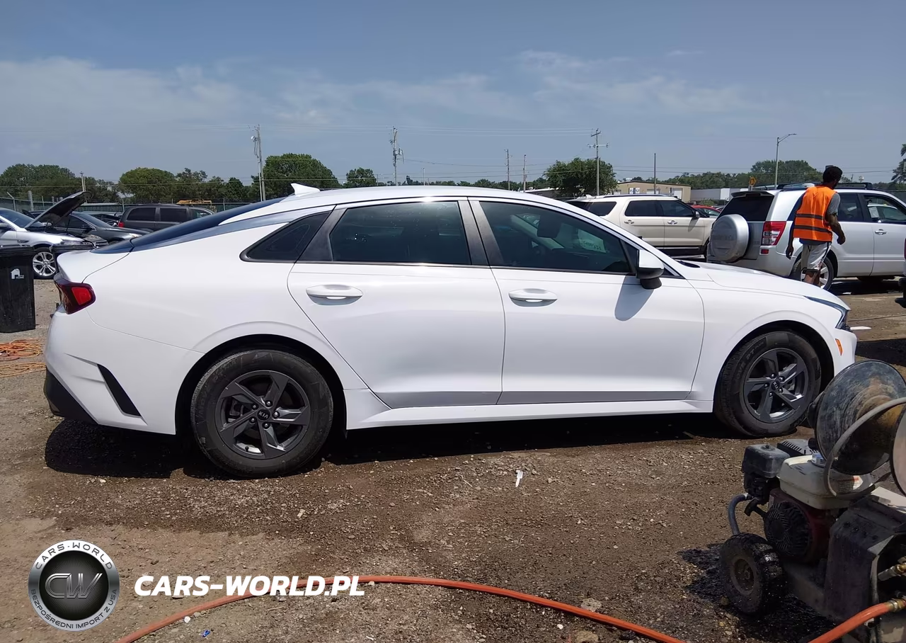 2021 Kia K5 Lx VIN:5XXG24J27MG025322 - 13
