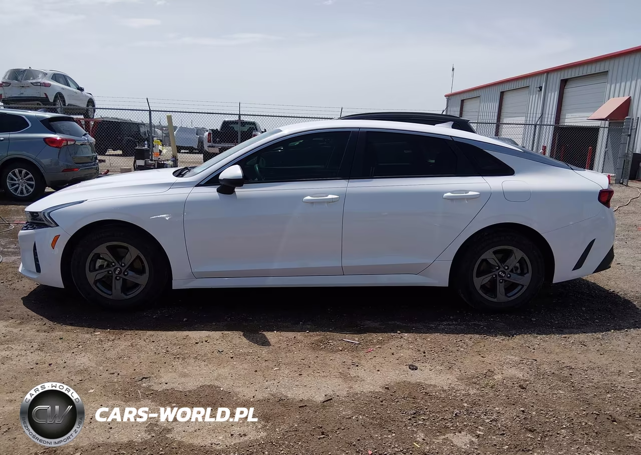 2021 Kia K5 Lx VIN:5XXG24J27MG025322 - 14