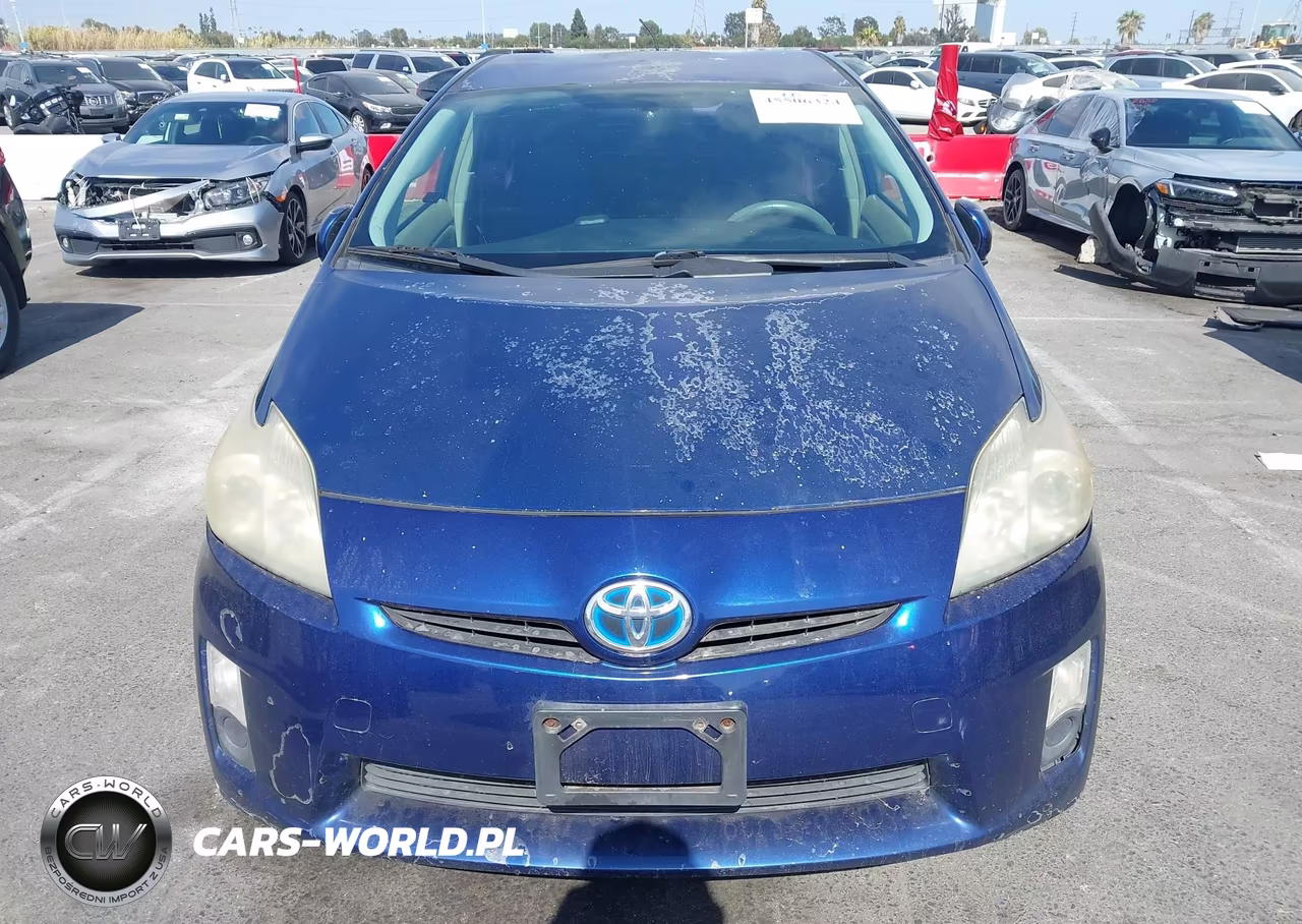 2011 Toyota Prius Four VIN:JTDKN3DU7B0286666 - 6
