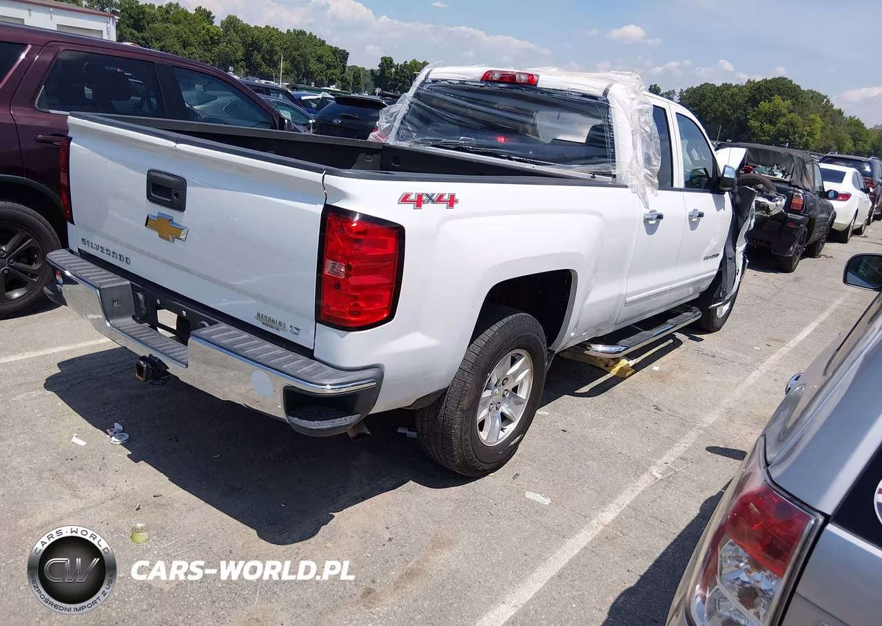 2015 Chevrolet Silverado 1500 1Lt VIN:1GCVKREC4FZ164511 - 4