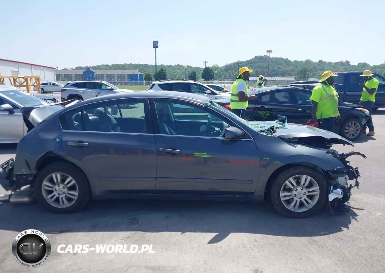 2011 Nissan Altima 2.5 S VIN:1N4AL2AP8BN412875 - 12