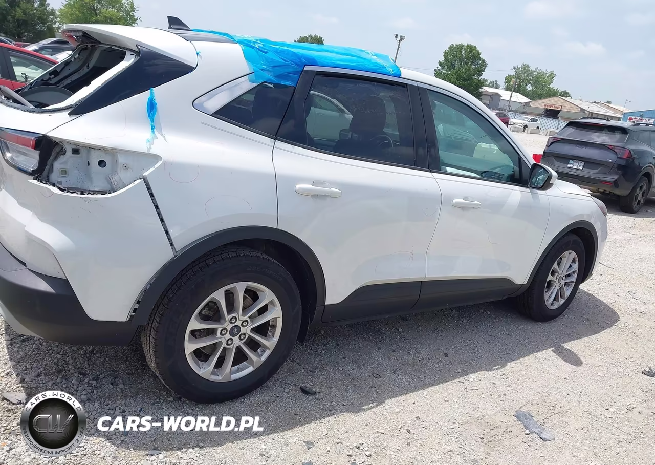 2020 Ford Escape Se VIN:1FMCU0G64LUC63659 - 13