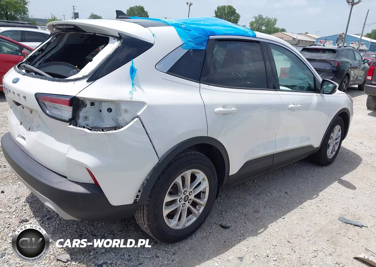 2020 Ford Escape Se VIN:1FMCU0G64LUC63659 - 4