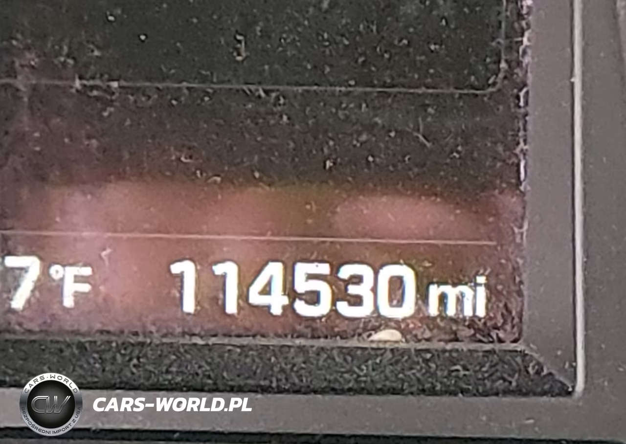 2018 Hyundai Santa Fe Sport 2.4L VIN:5NMZU3LB2JH062365 - 16