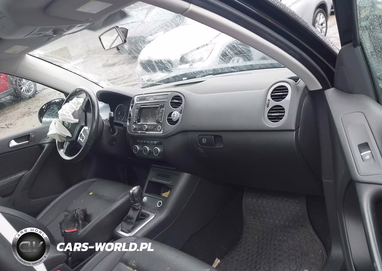 2014 Volkswagen Tiguan Sel VIN:WVGBV3AX3EW611664 - 5