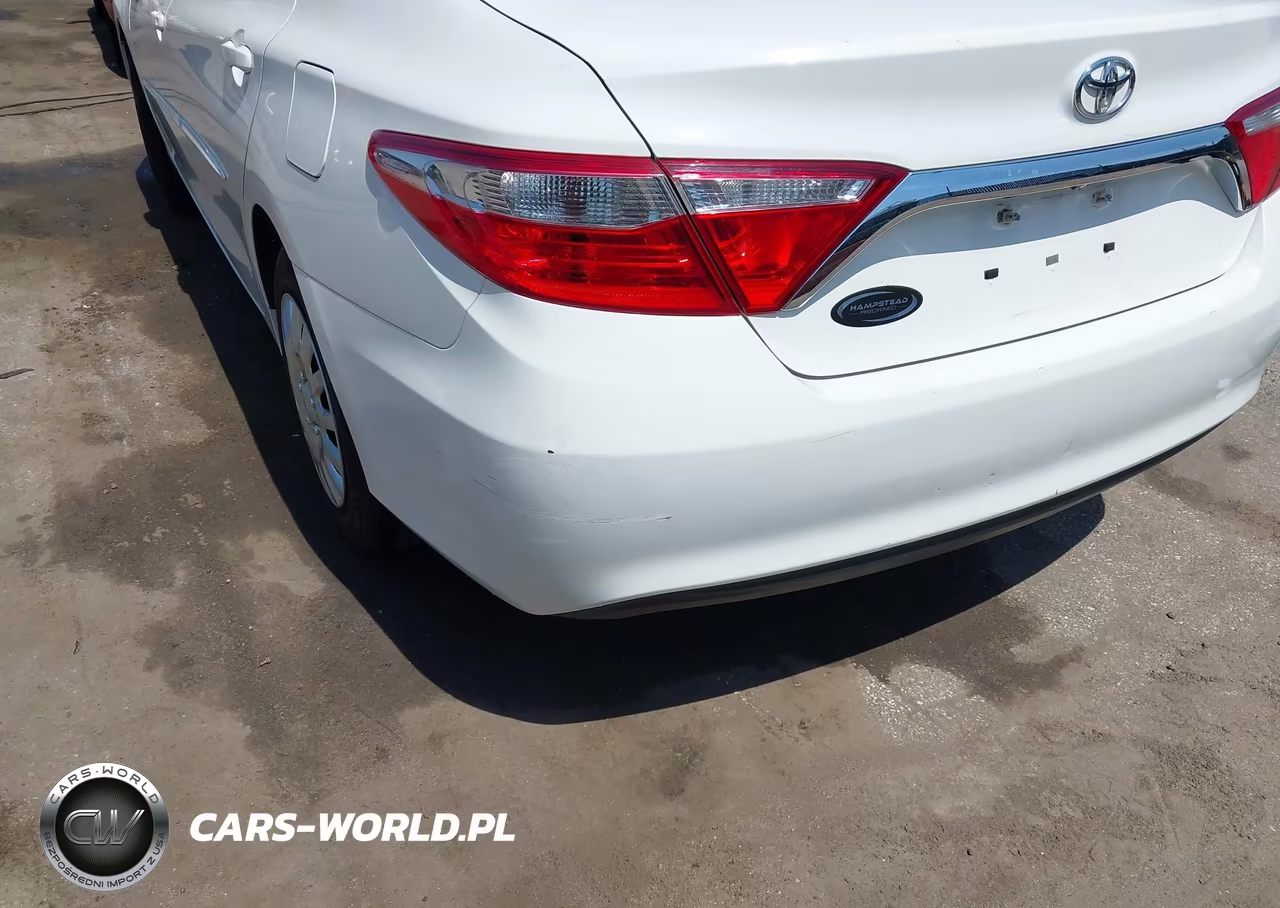 2017 Toyota Camry Le VIN:4T1BF1FK5HU360063 - 19