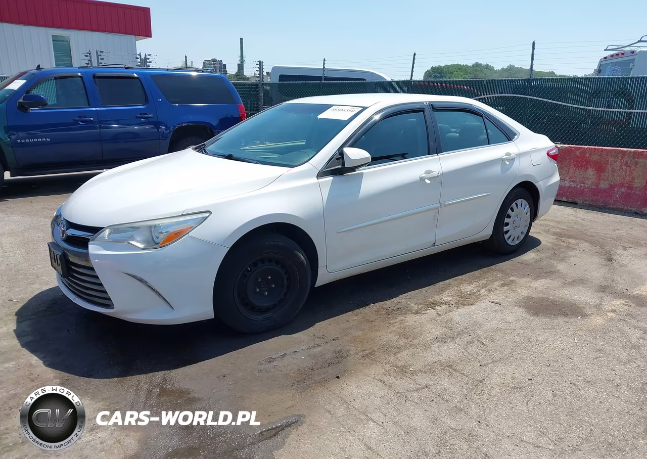 2017 Toyota Camry Le VIN:4T1BF1FK5HU360063 - 2