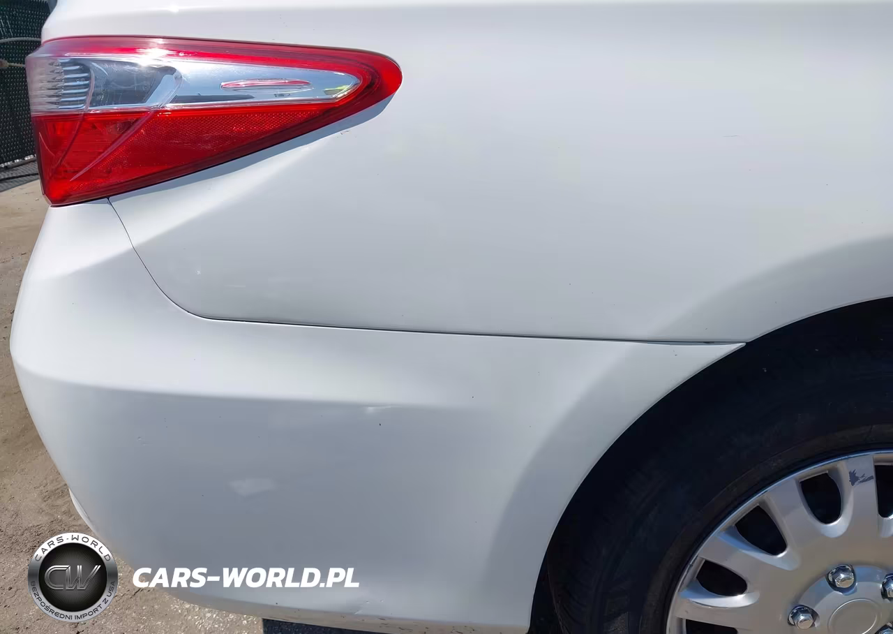 2017 Toyota Camry Le VIN:4T1BF1FK5HU360063 - 21