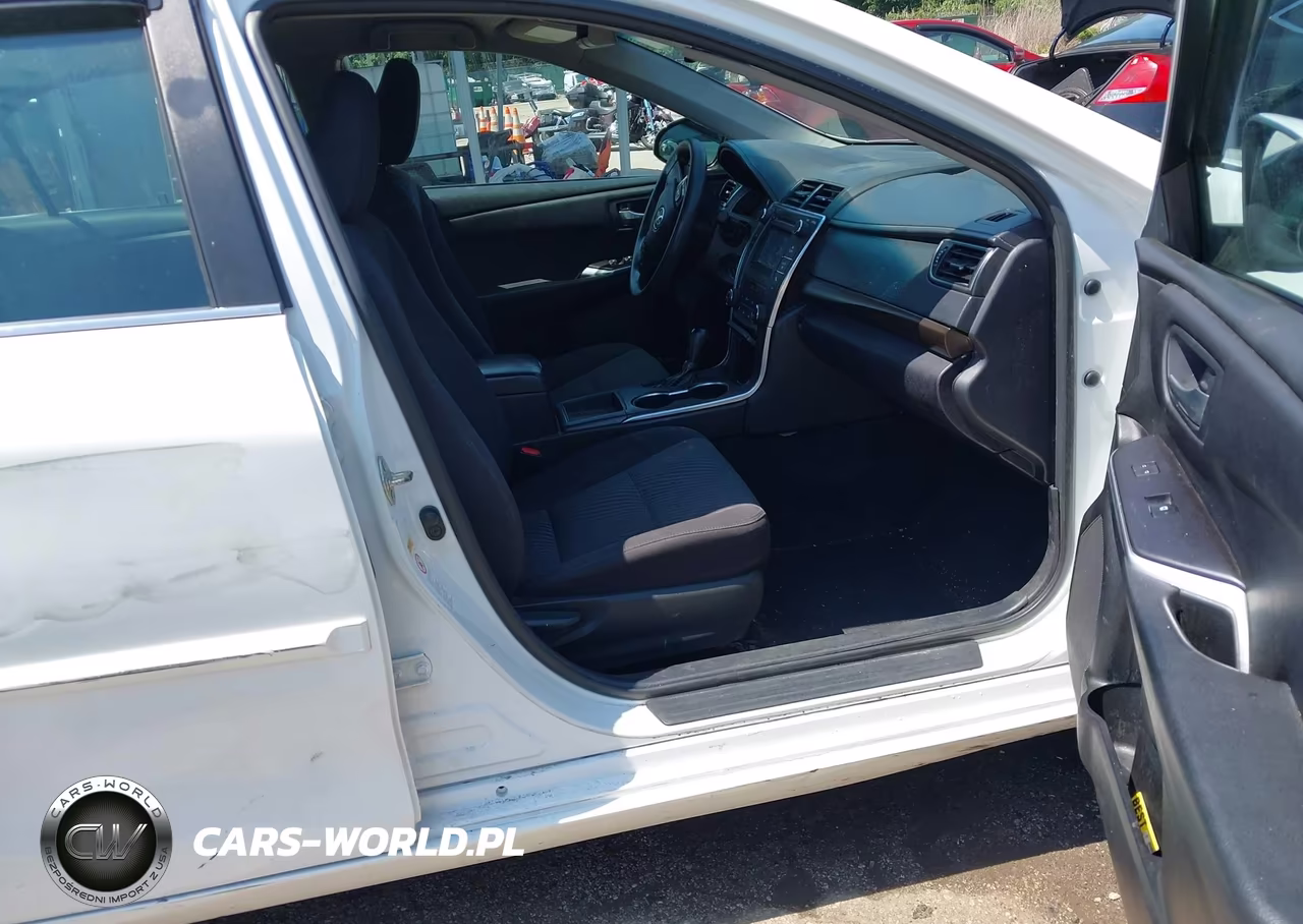 2017 Toyota Camry Le VIN:4T1BF1FK5HU360063 - 5