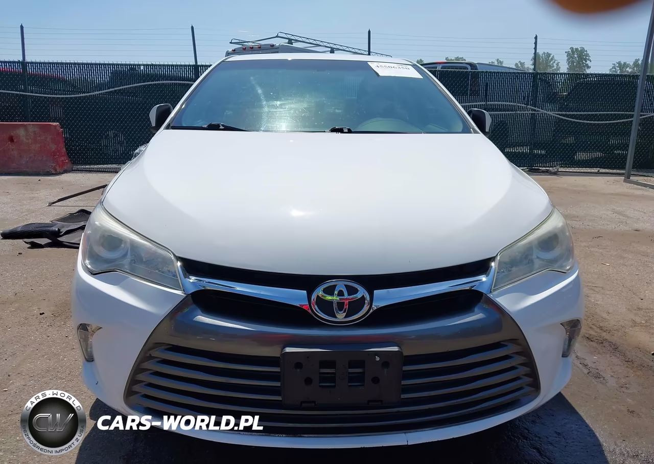 2017 Toyota Camry Le VIN:4T1BF1FK5HU360063 - 6