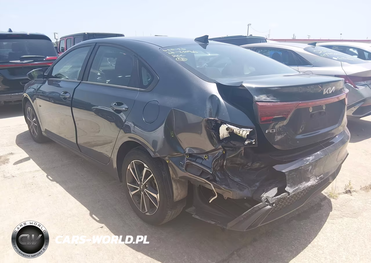 2024 Kia Forte Lxs VIN:3KPF24AD7RE727475 - 3