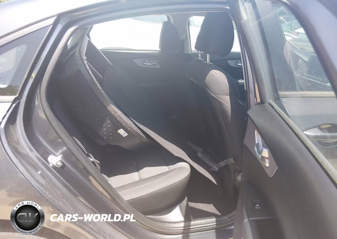 2024 Kia Forte Lxs VIN:3KPF24AD7RE727475 - 8