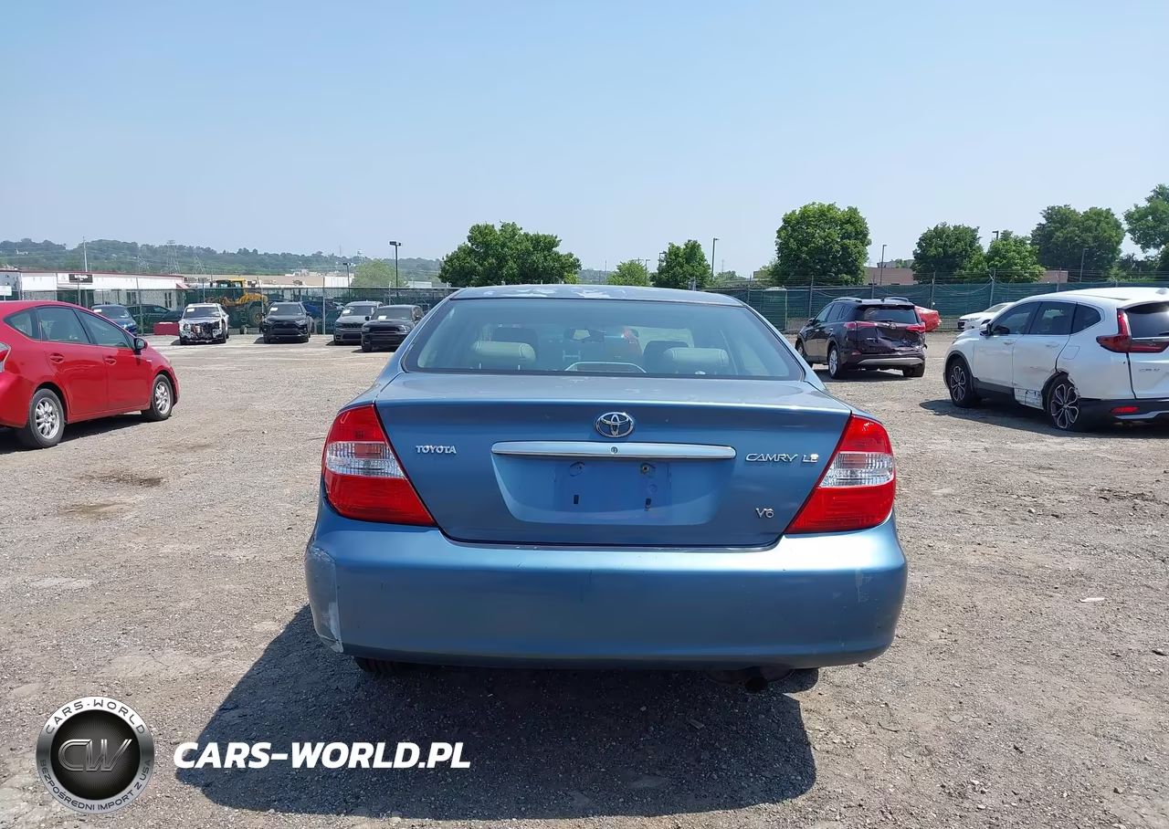 2004 Toyota Camry Le V6 VIN:4T1BF32K94U583508 - 15