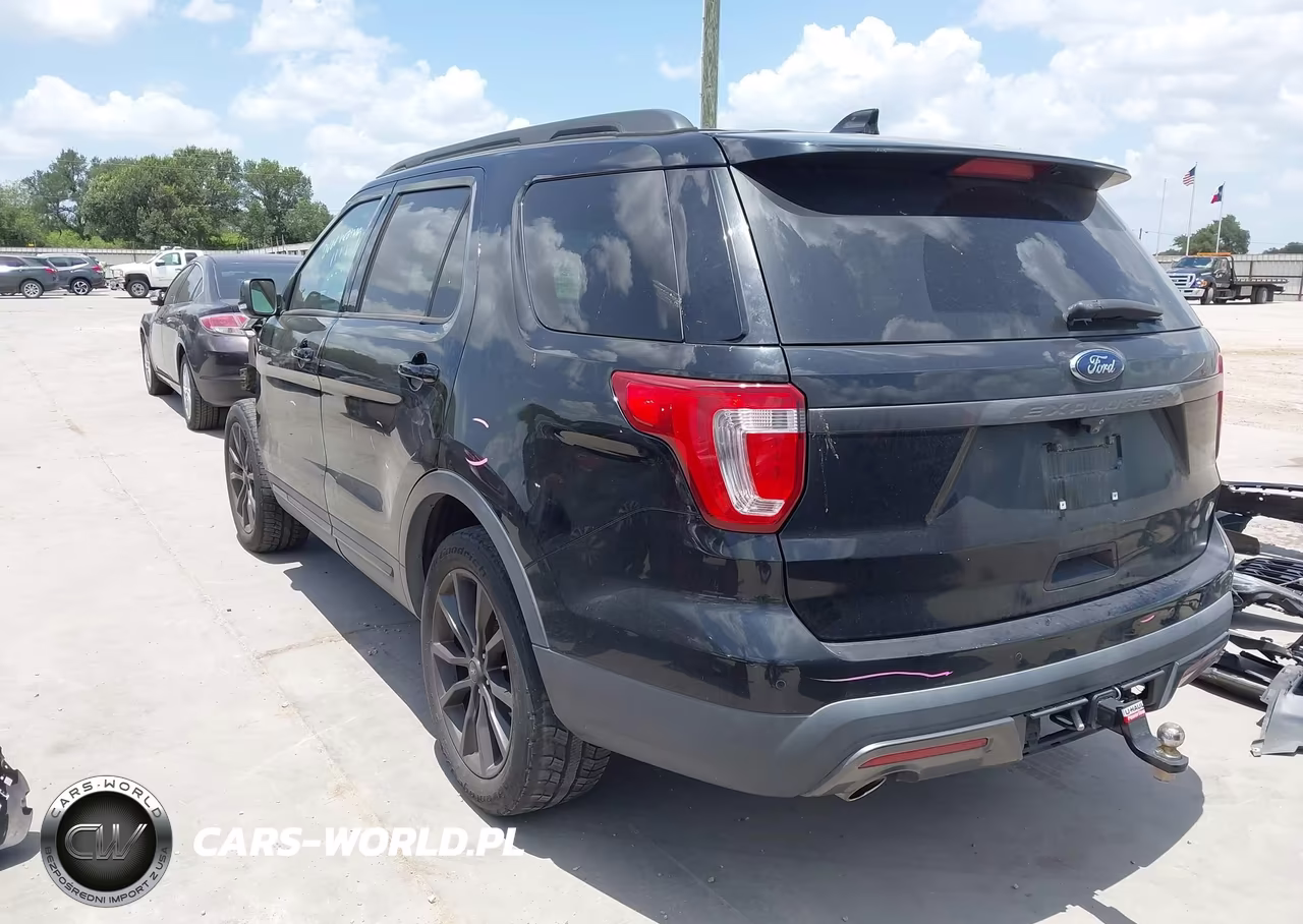 2017 Ford Explorer Xlt VIN:1FM5K8D88HGA12605 - 3