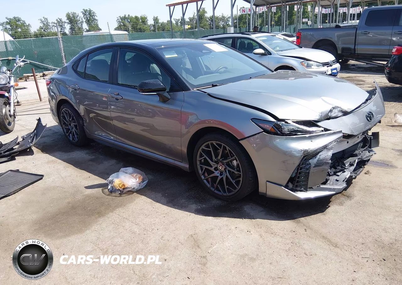 2026 Toyota Camry Xse – zdjęcie 1 z 17