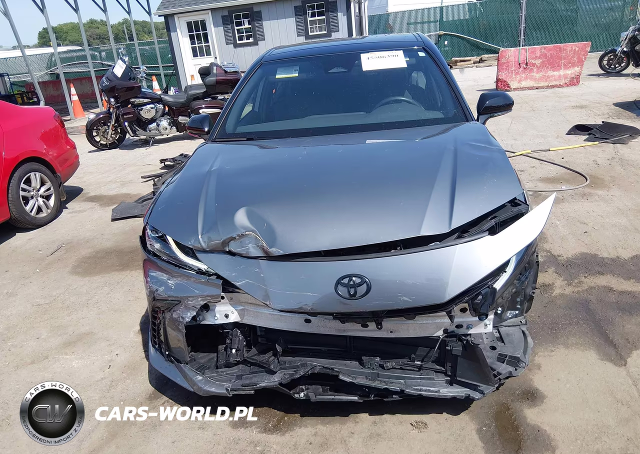 2026 Toyota Camry Xse VIN:4T1DAACK6TU664104 - 13