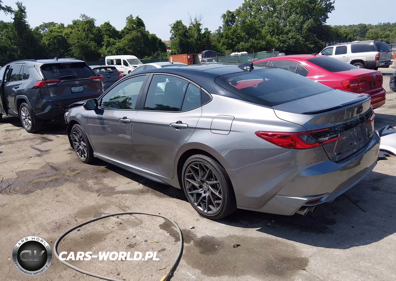2026 Toyota Camry Xse VIN:4T1DAACK6TU664104 - 3