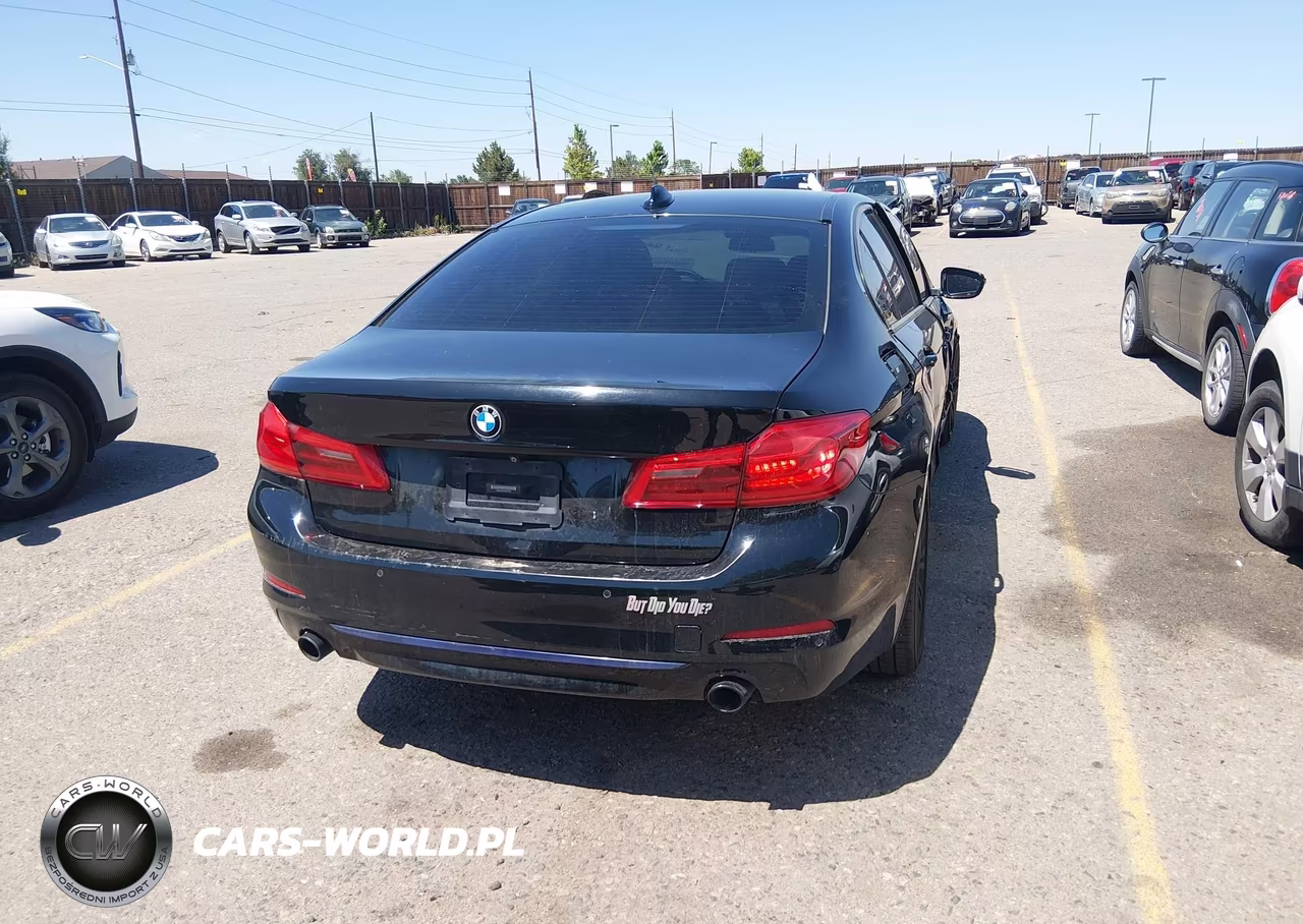 2019 BMW 530I VIN:WBAJA5C59KBX87976 - 4