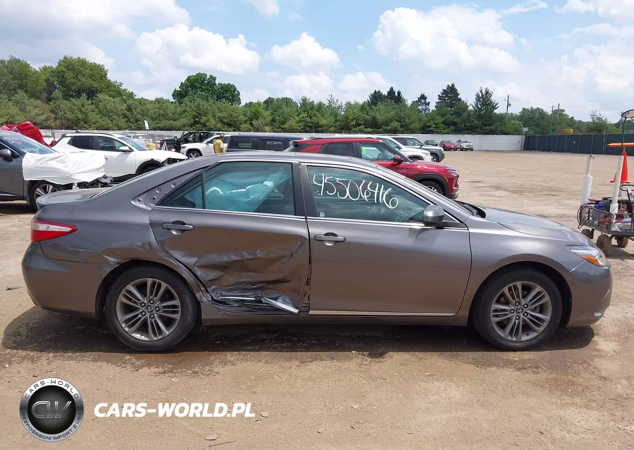 2017 Toyota Camry Se VIN:4T1BF1FKXHU316754 - 13